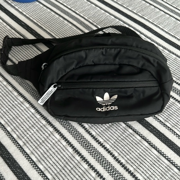 ADIDAS Belt Bag - Picture 1 of 2
